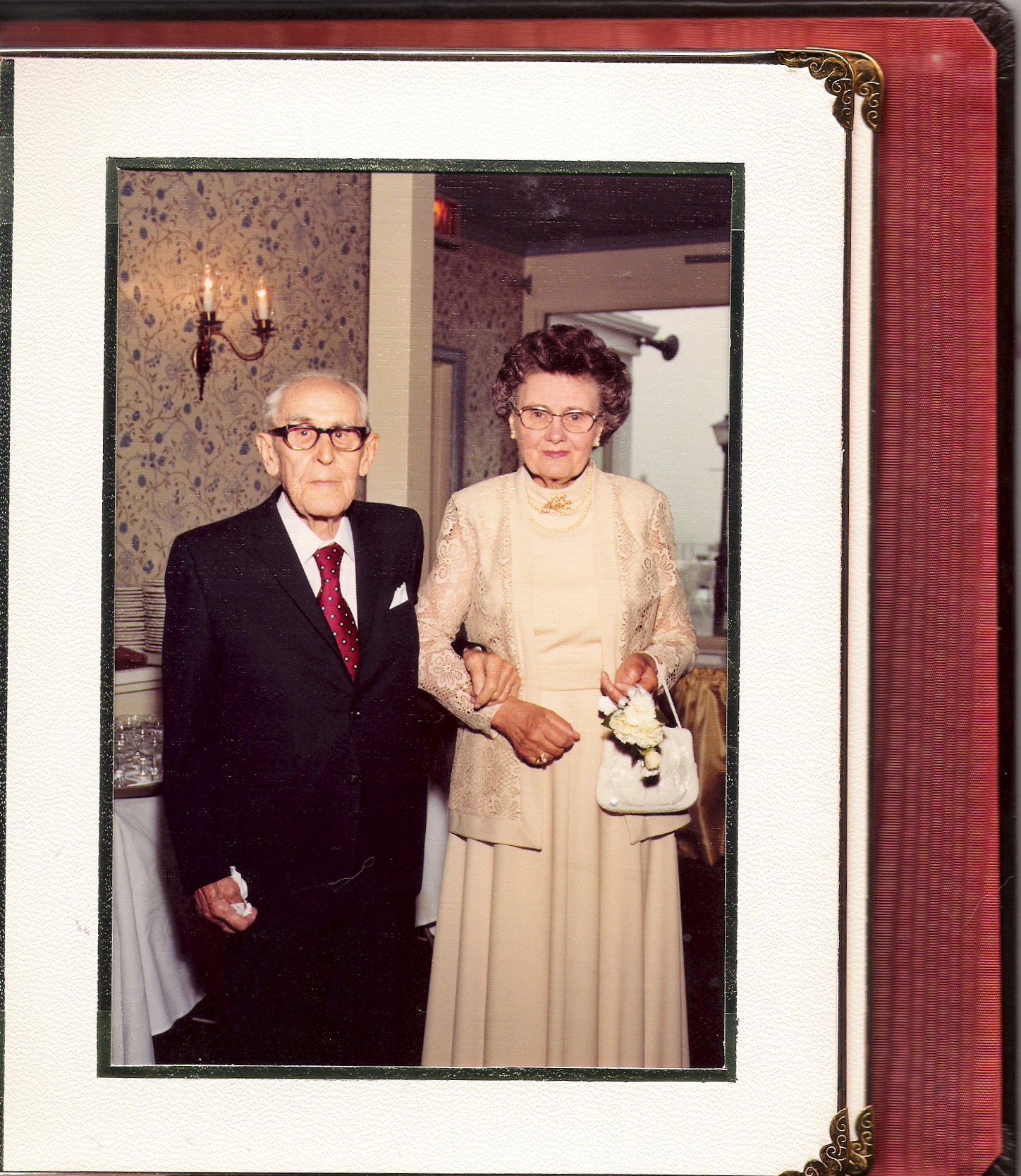 My paternal grandparents - Hermann and Elisabet Frauen - in 1978